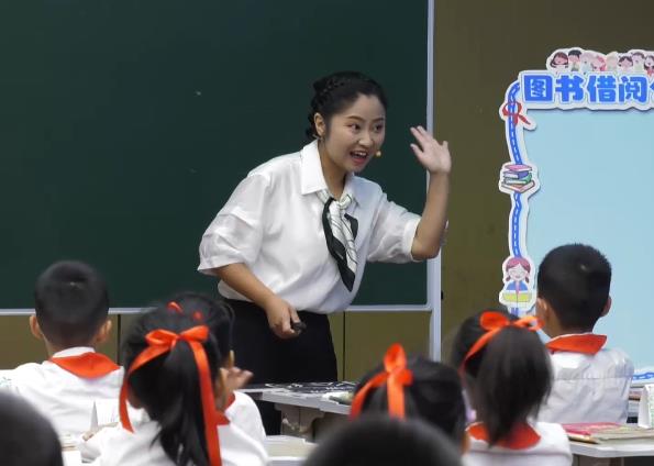 李婷婷，《图书借阅公约》，二年级下册口语交际，第五单位