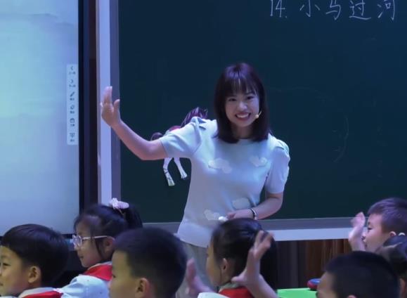 谢春艳，《小马过河》，二年级下册，第五单位