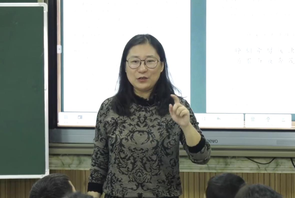 郭蕾《女娲补天》，四年级上册